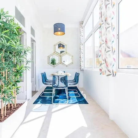 Downtown 7 Bedroom - Liberdade Apartment *